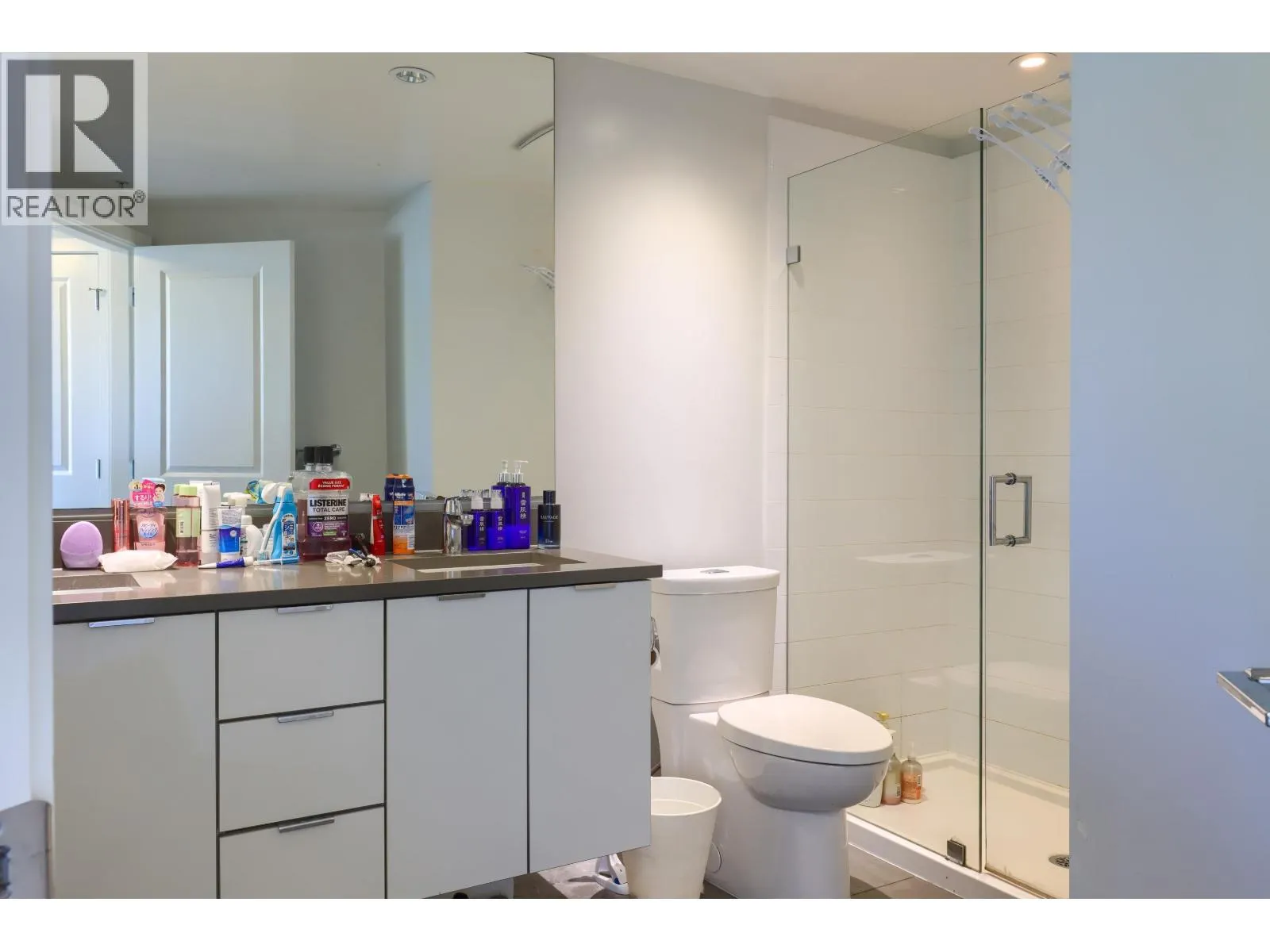 617 8333 SWEET AVENUE