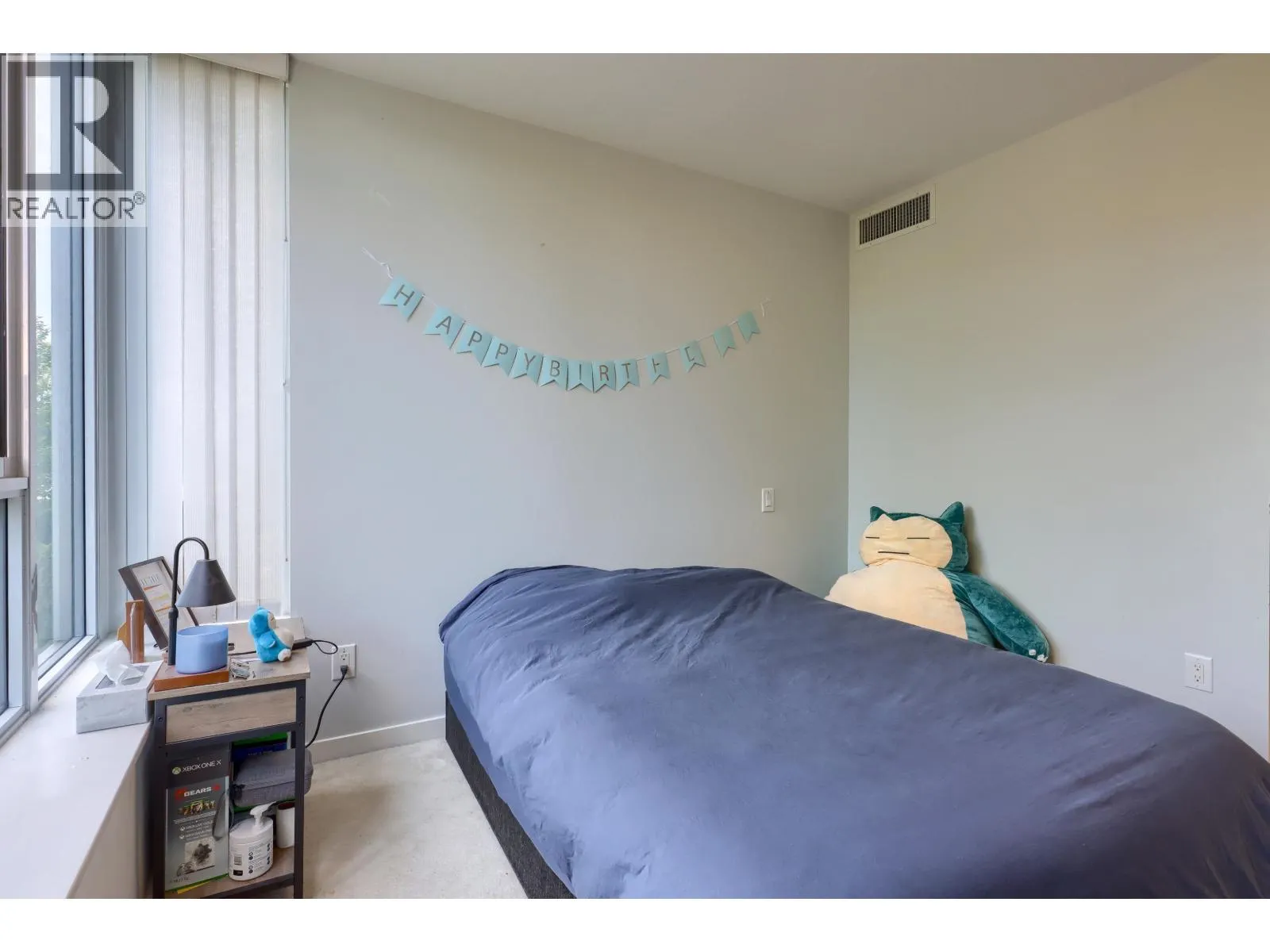 617 8333 SWEET AVENUE