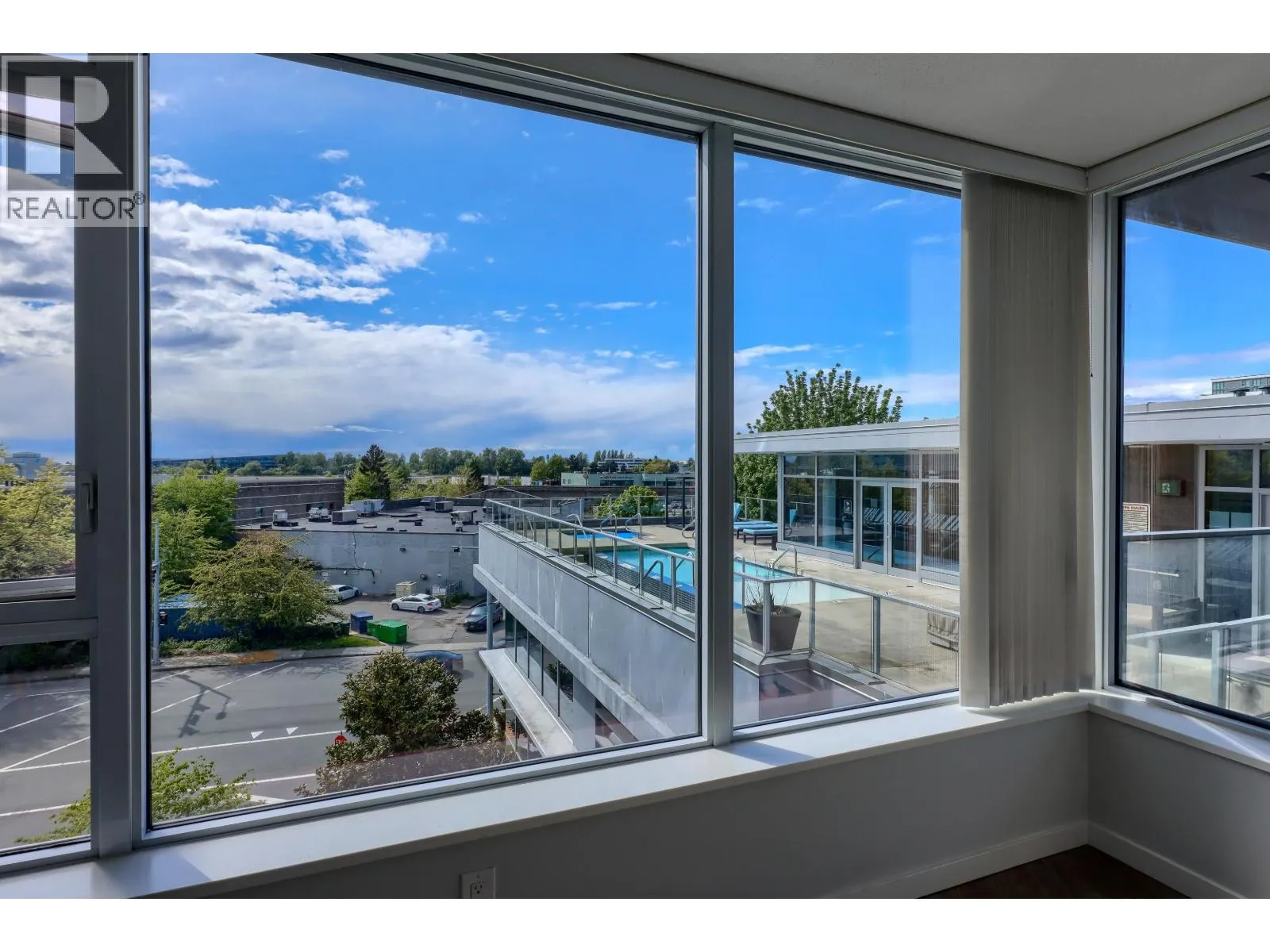 617 8333 SWEET AVENUE