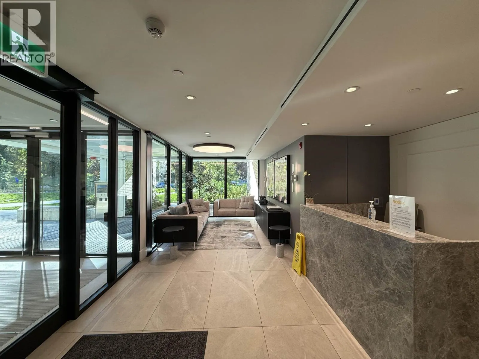 501 4685 CAMBIE STREET