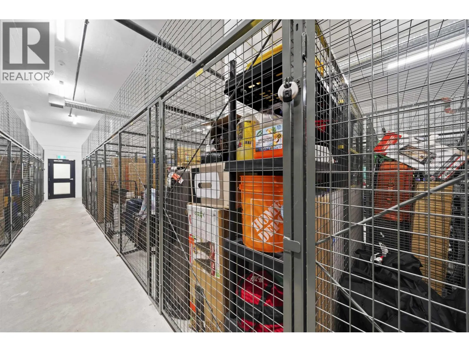 2609 2181 MADISON AVENUE