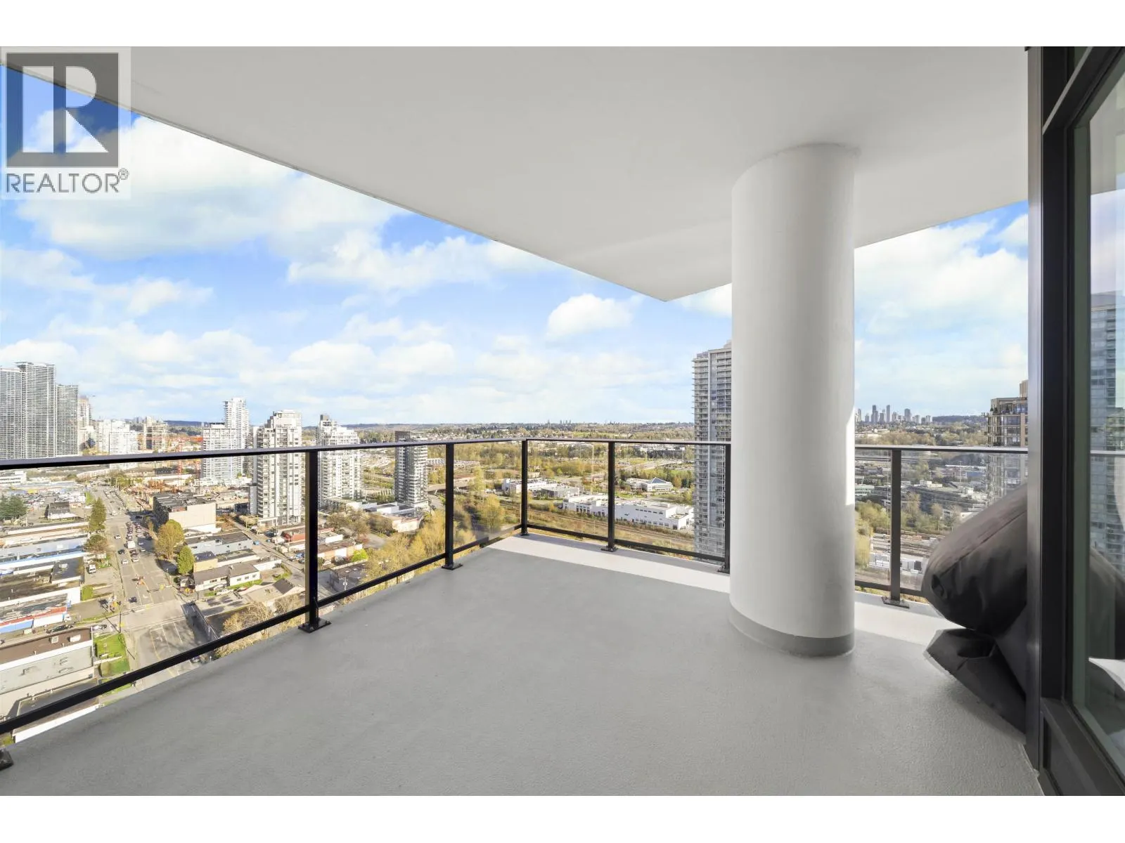 2609 2181 MADISON AVENUE