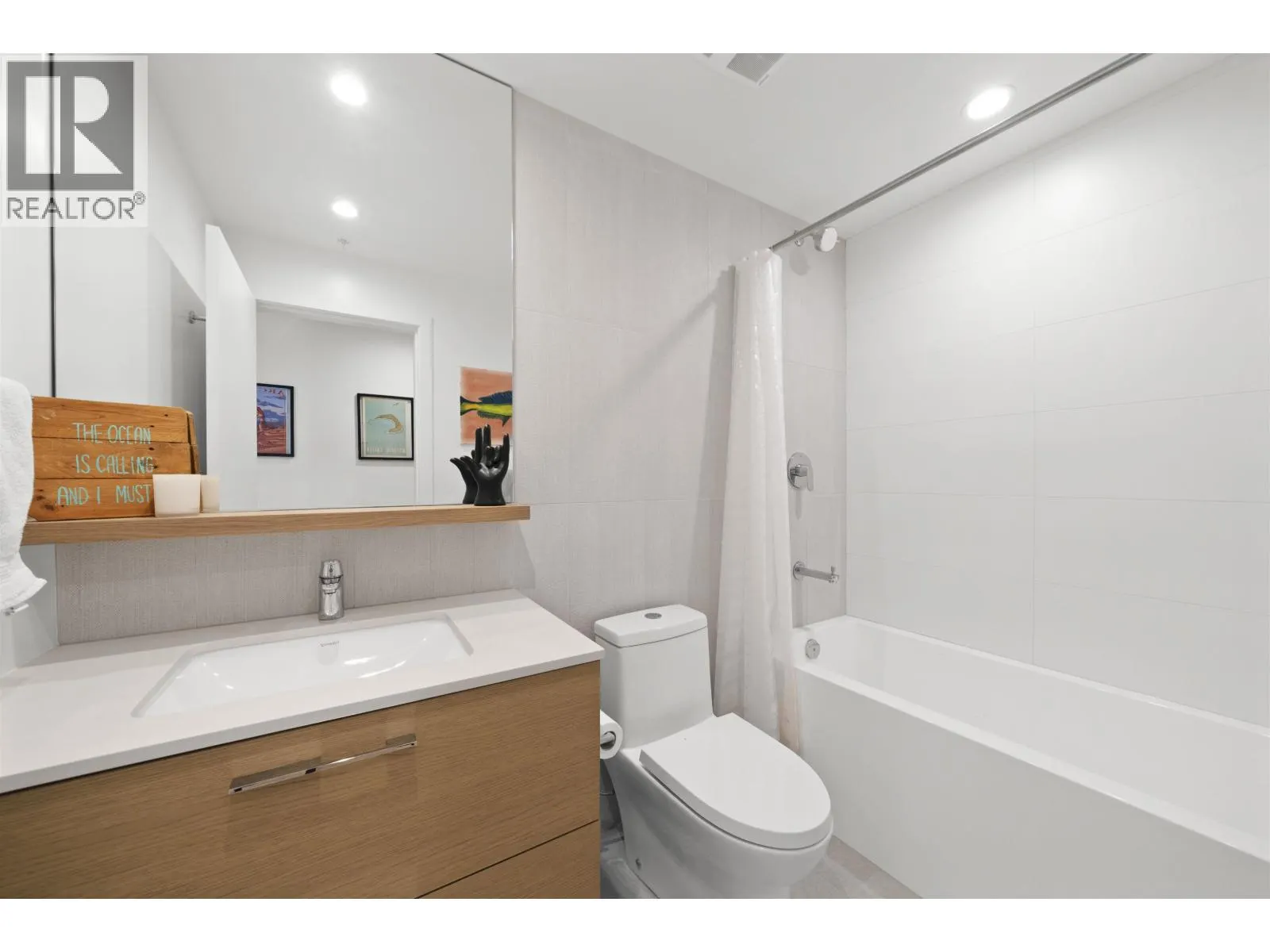 2609 2181 MADISON AVENUE