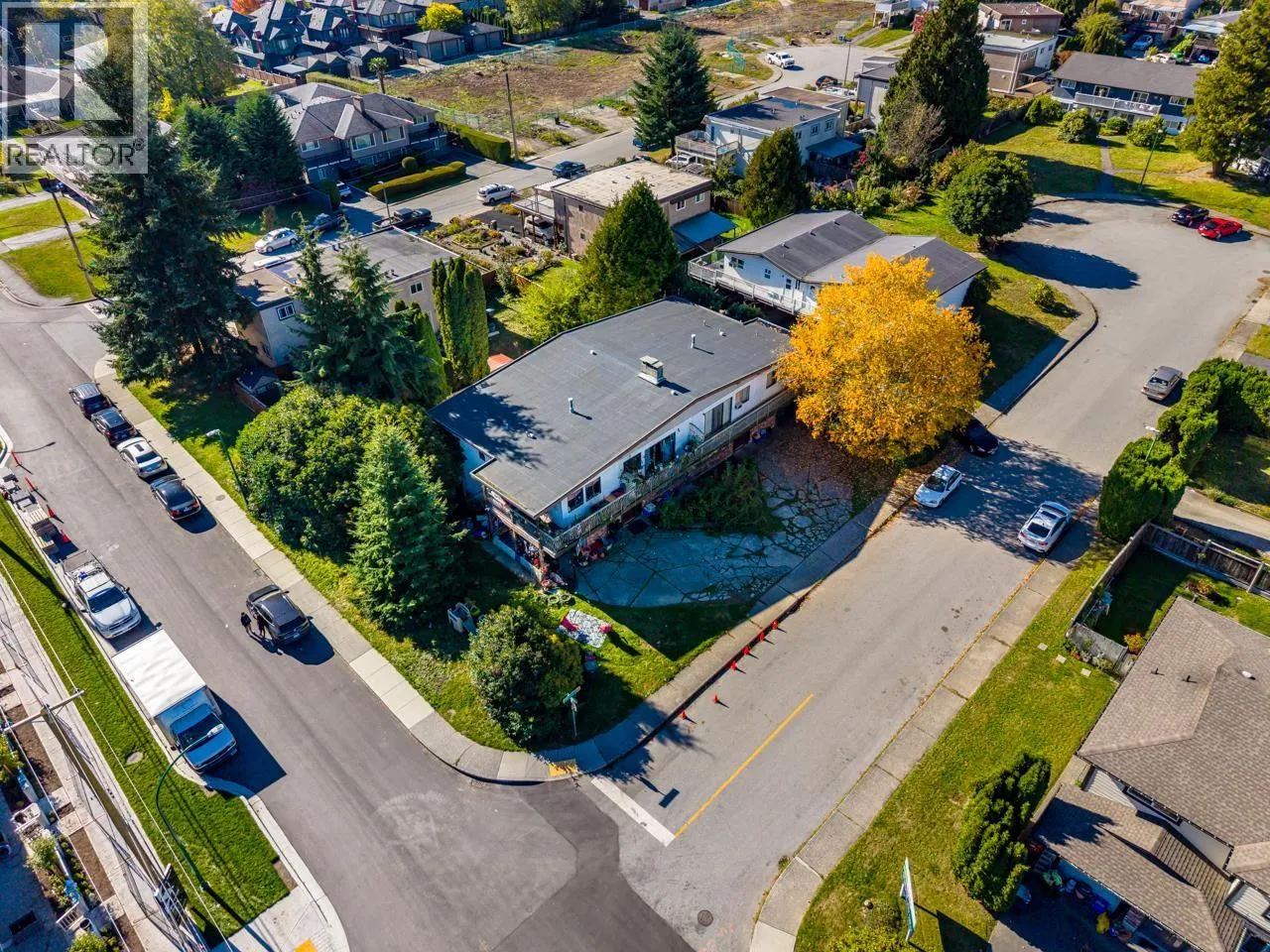 780-782 CATHERINE AVENUE