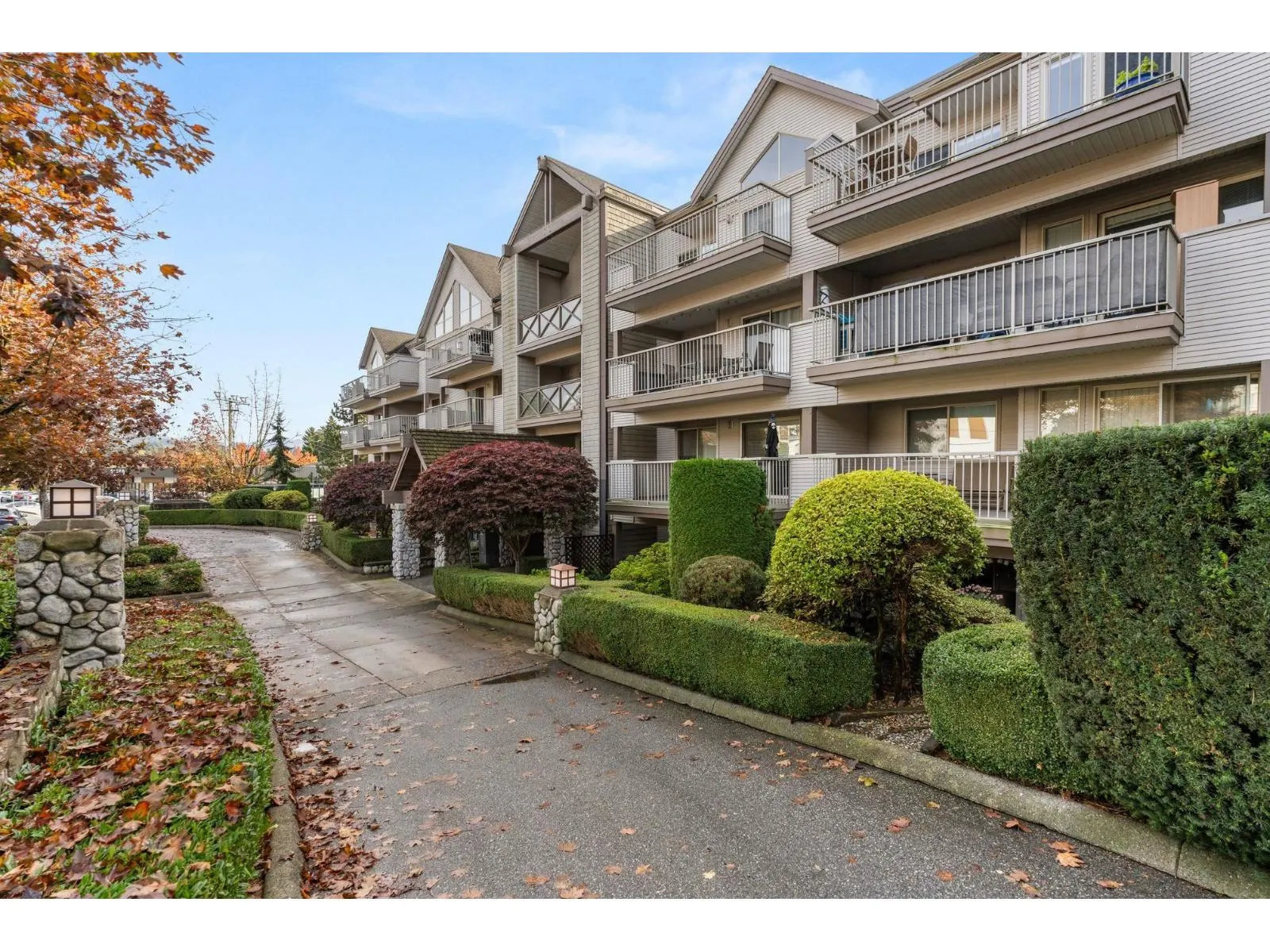 108 33478 ROBERTS AVENUE