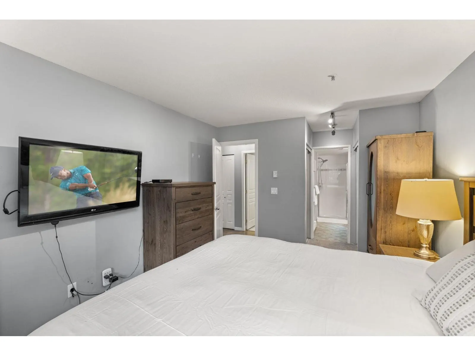 108 33478 ROBERTS AVENUE