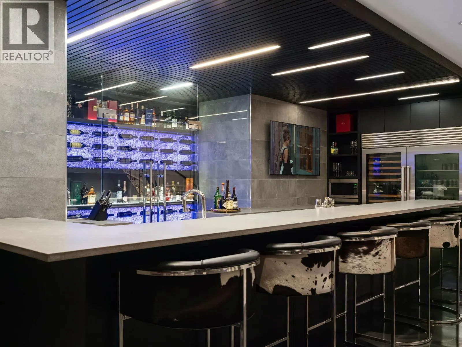 2985 ALTAMONT CRESCENT