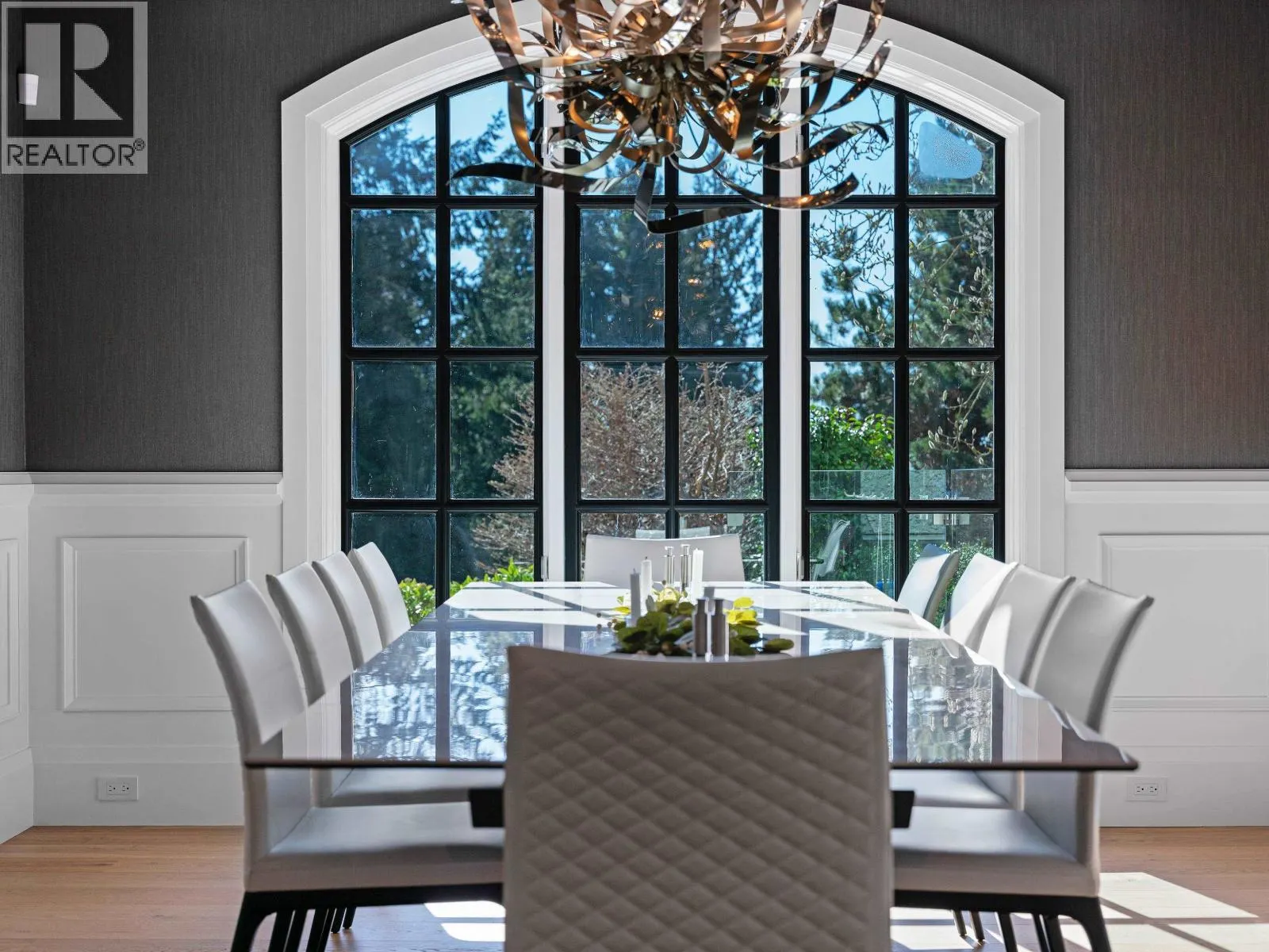 2985 ALTAMONT CRESCENT