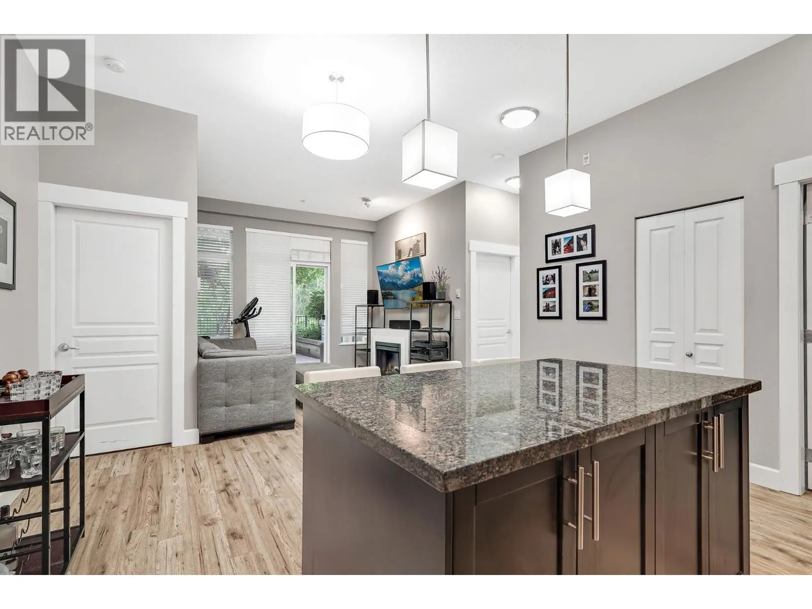 102 12283 224 STREET