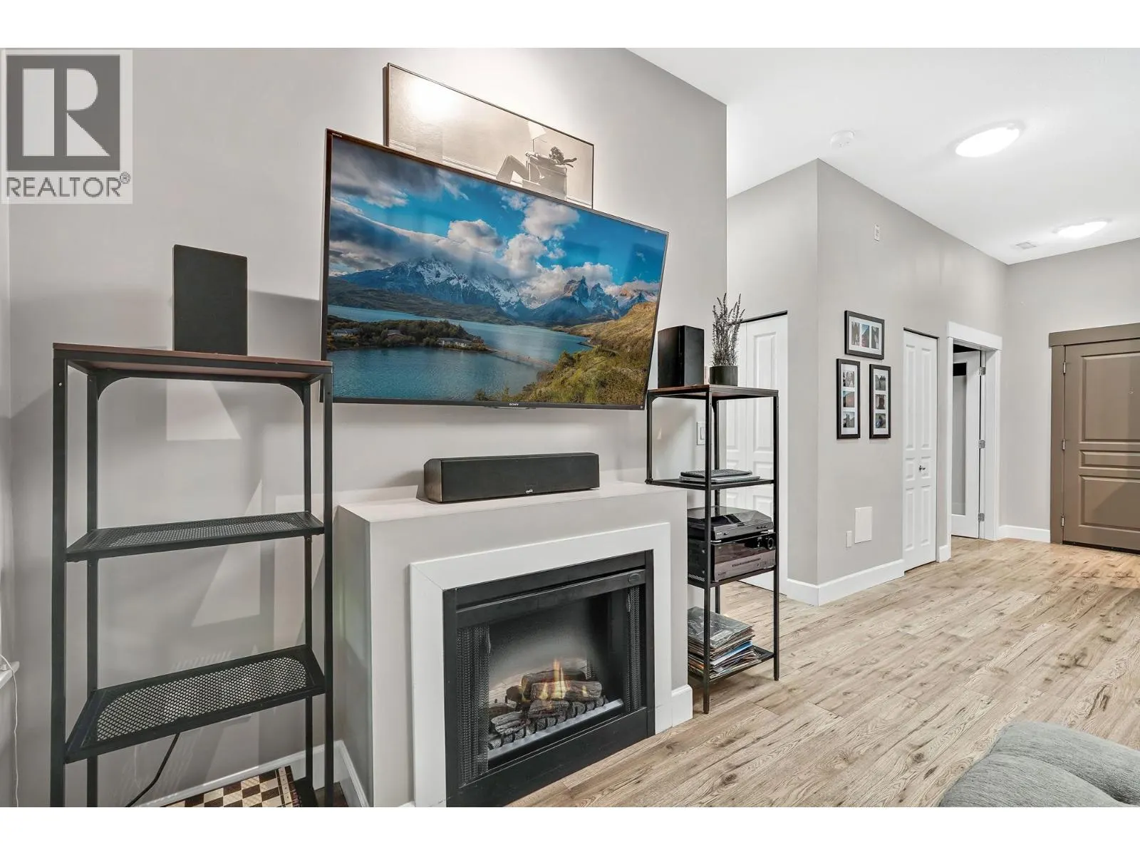 102 12283 224 STREET