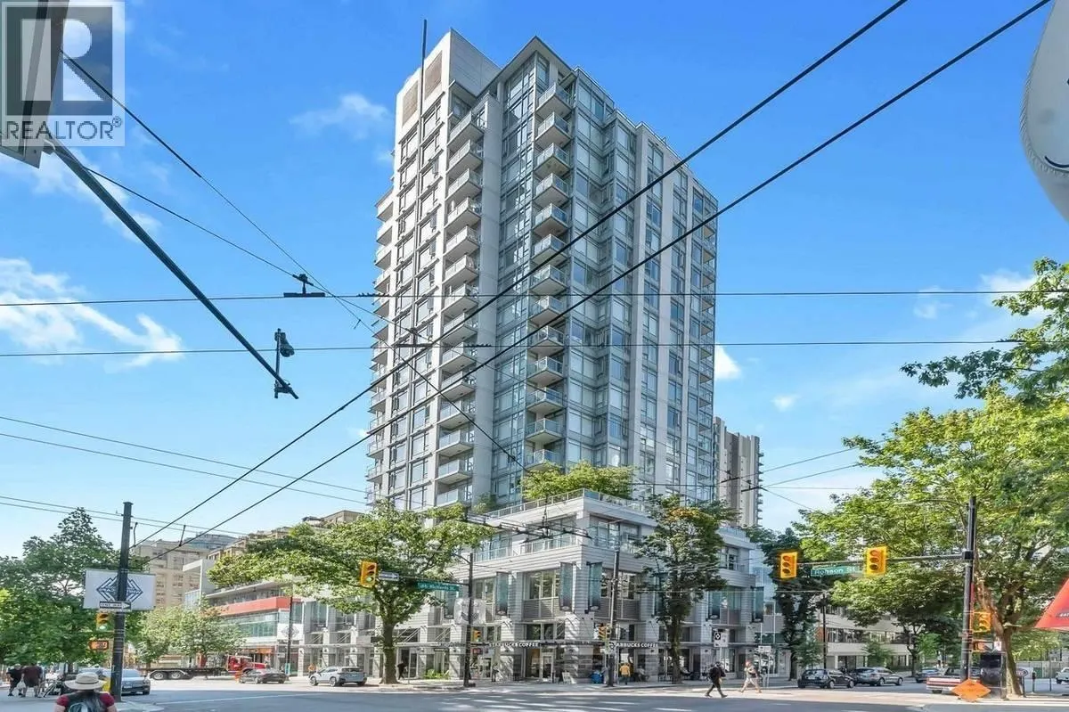 304 480 ROBSON STREET