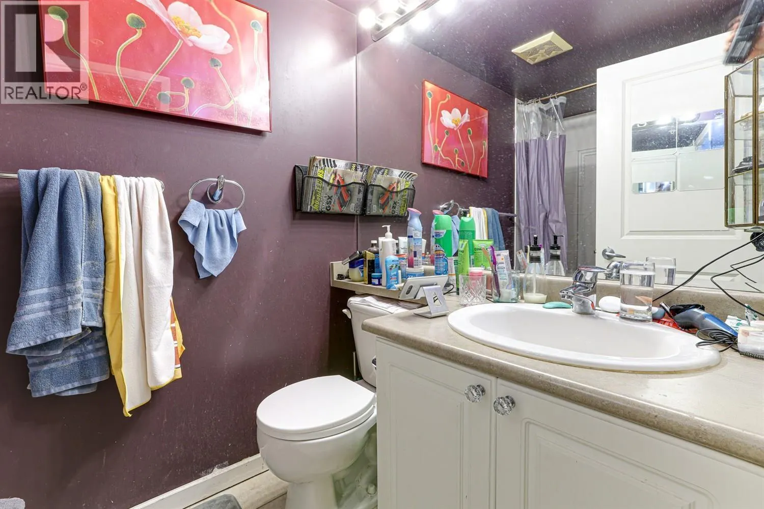 202 850 ROYAL AVENUE