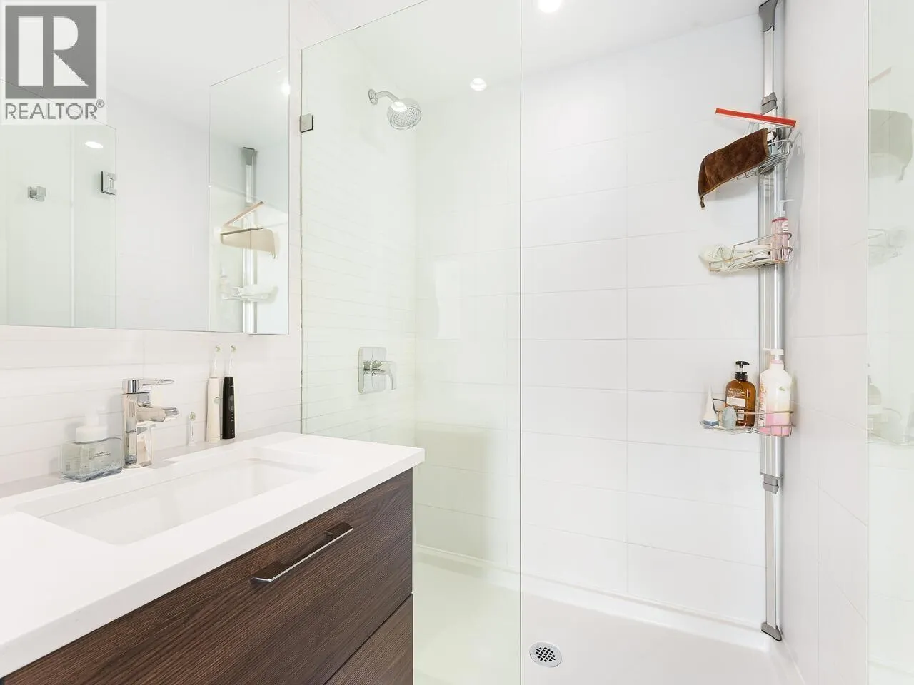 2008 8538 RIVER DISTRICT