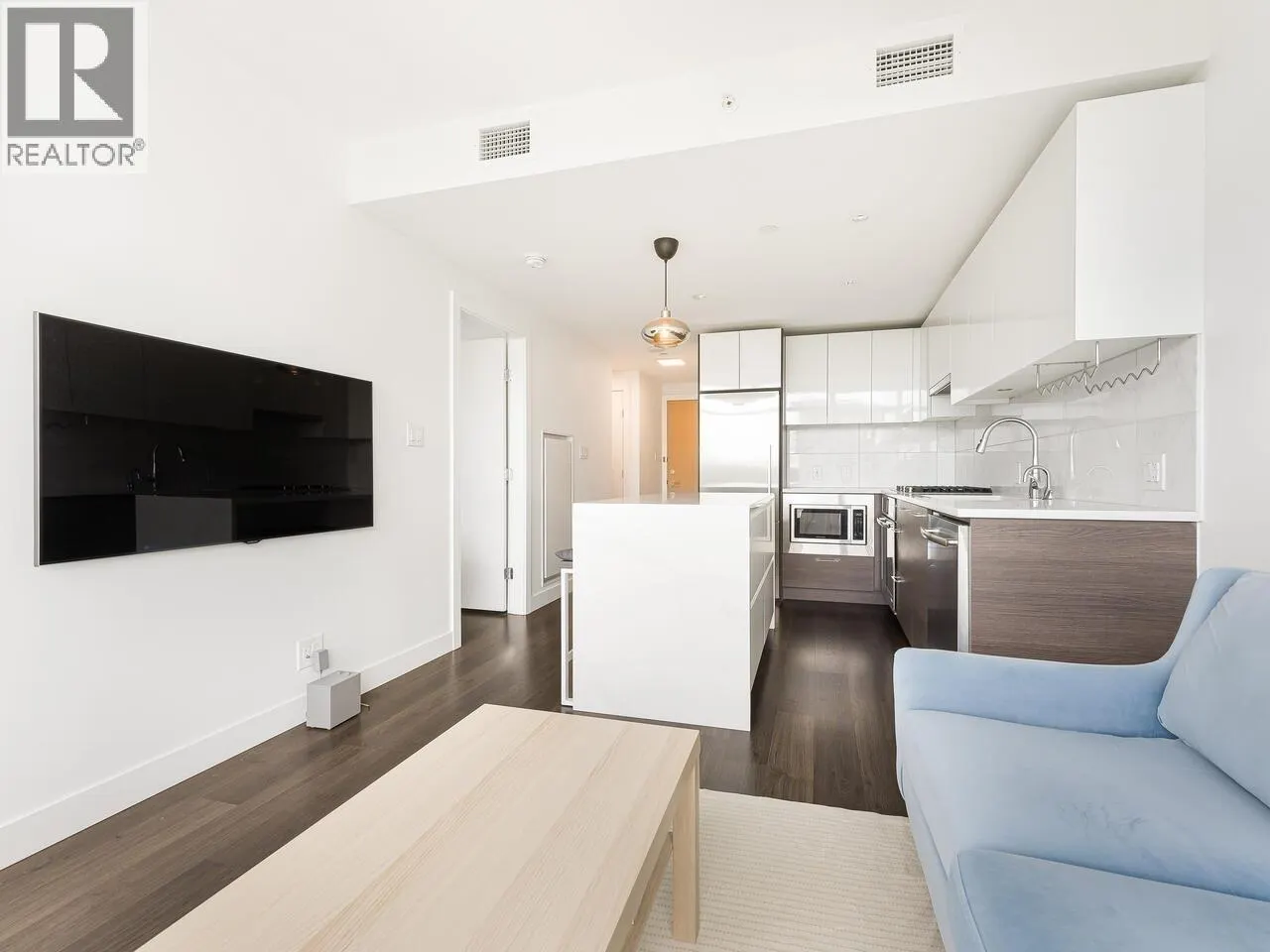 2008 8538 RIVER DISTRICT