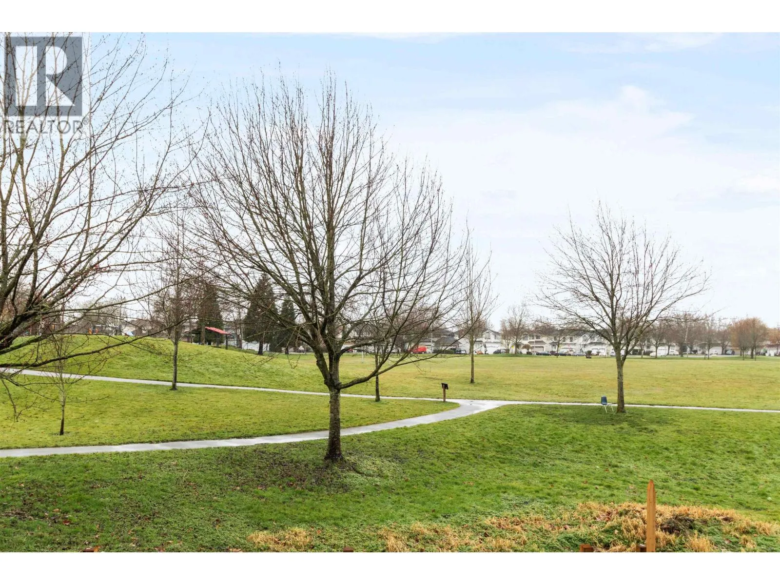 2 22551 WESTMINSTER HIGHWAY