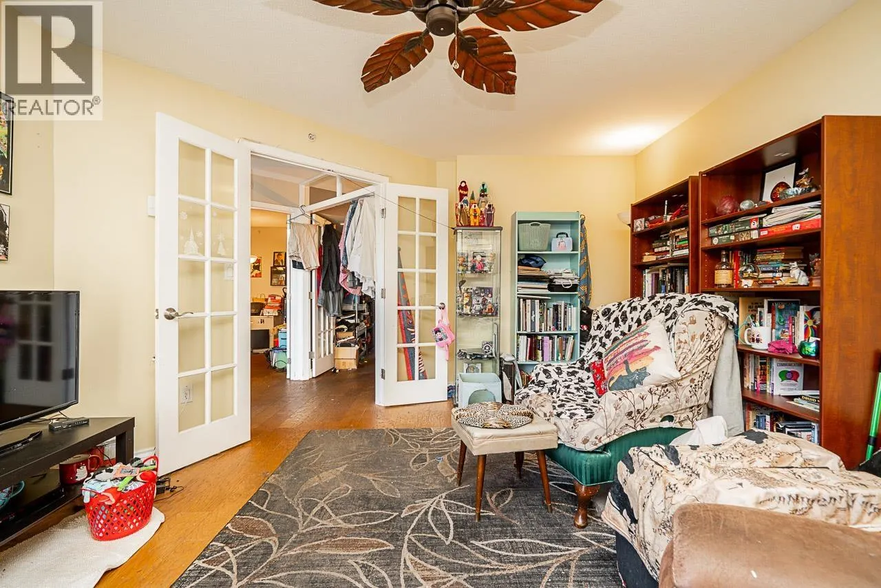 301 1185 QUAYSIDE DRIVE