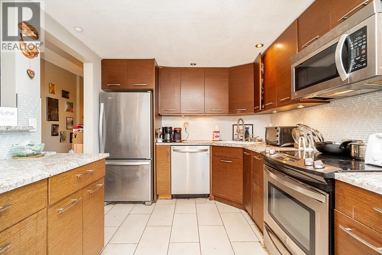 301 1185 QUAYSIDE DRIVE