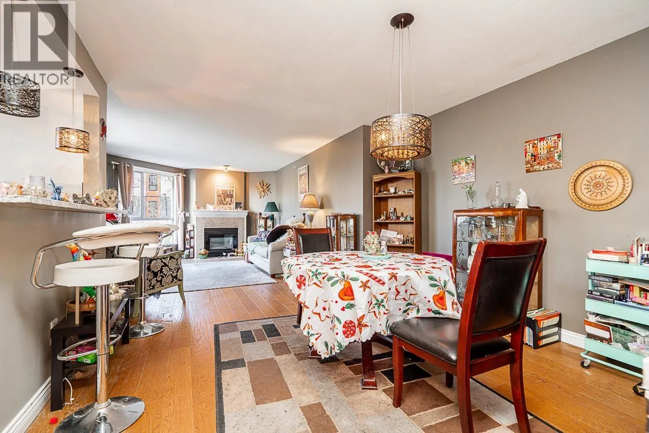 301 1185 QUAYSIDE DRIVE