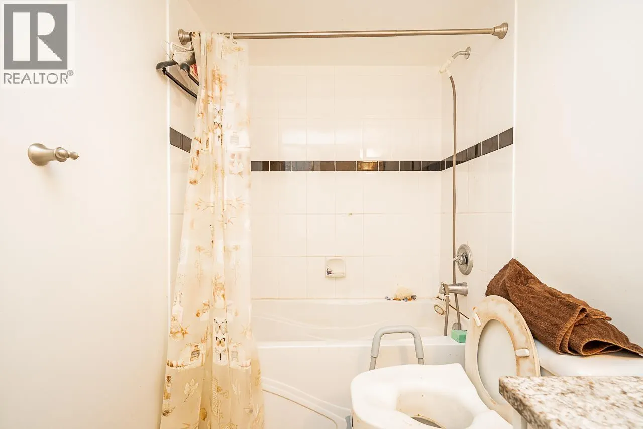 301 1185 QUAYSIDE DRIVE