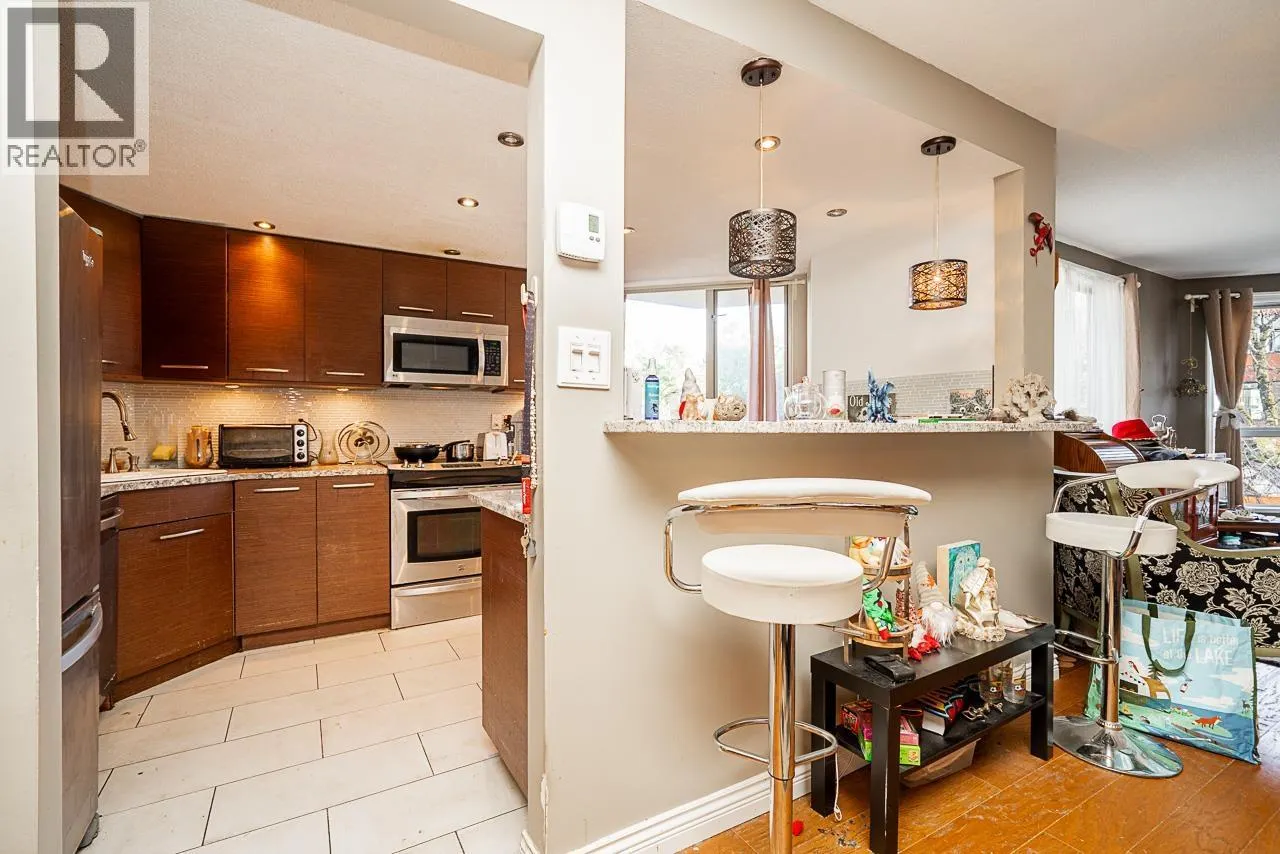 301 1185 QUAYSIDE DRIVE