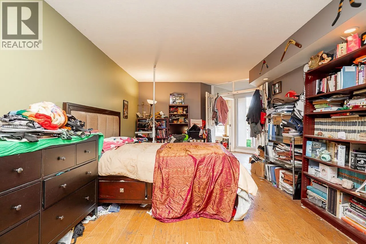 301 1185 QUAYSIDE DRIVE