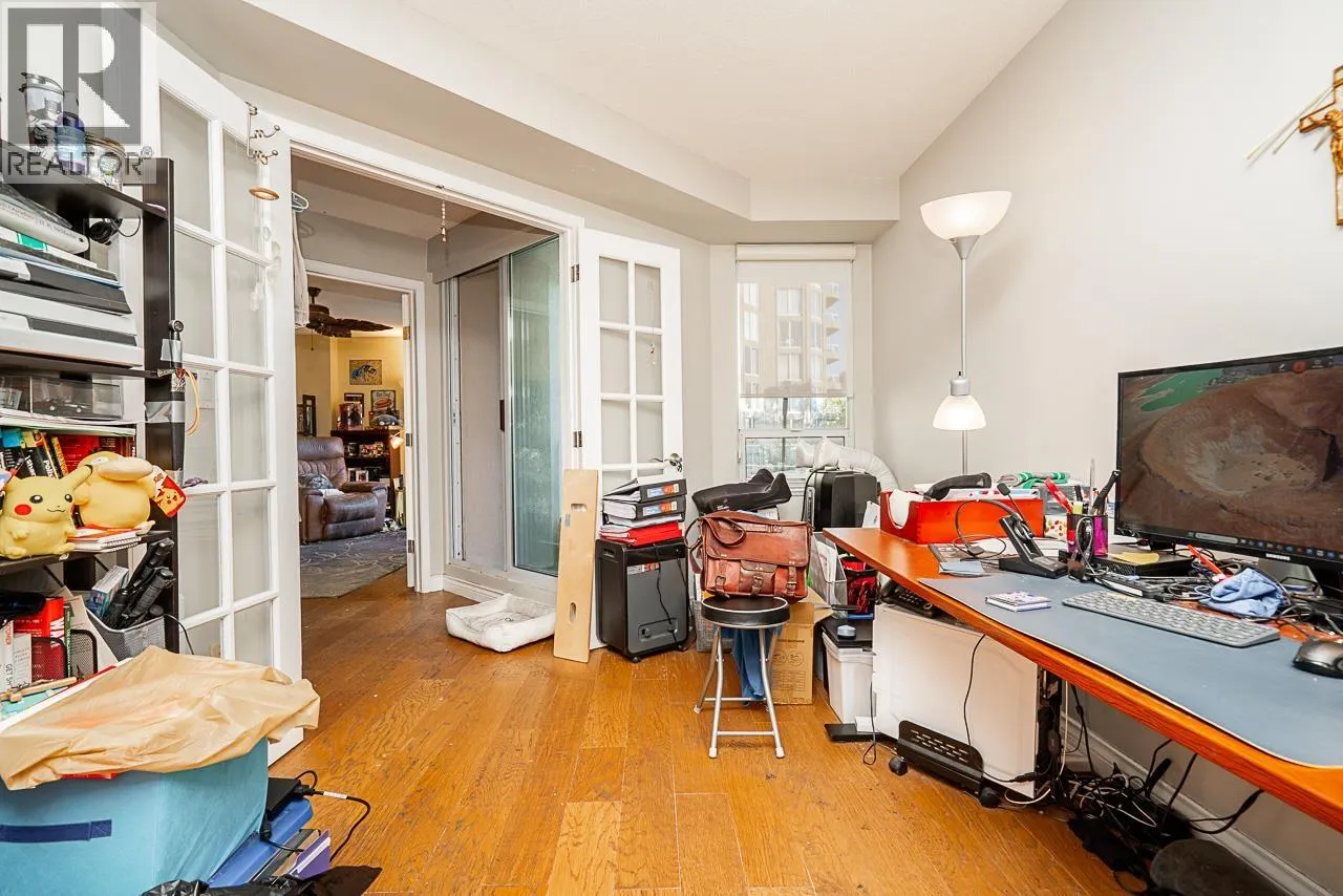 301 1185 QUAYSIDE DRIVE