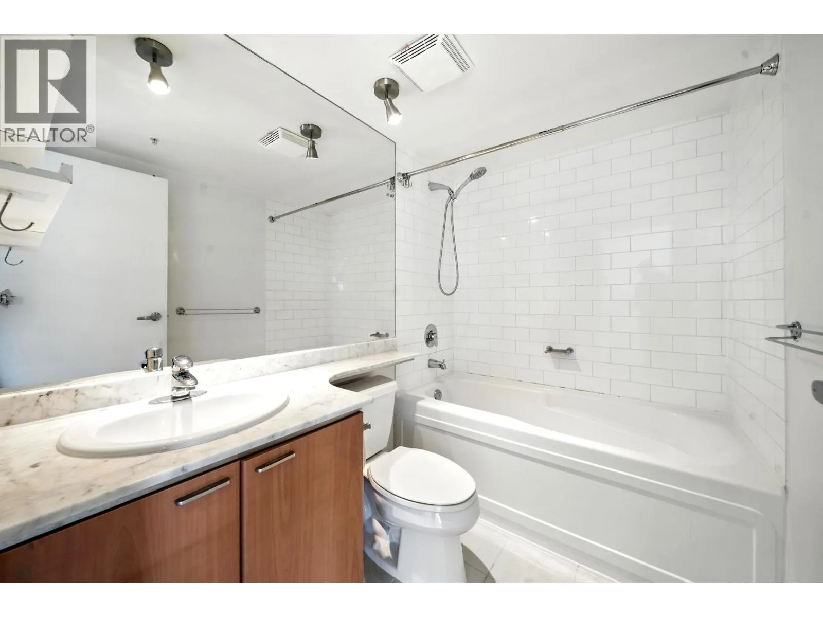 3004 1200 W GEORGIA STREET