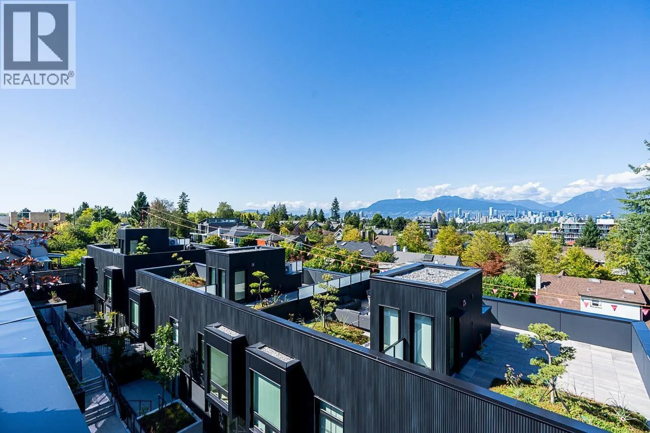 202 539 W 28TH AVENUE