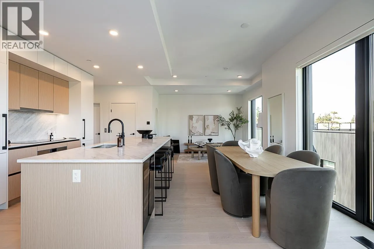 202 539 W 28TH AVENUE