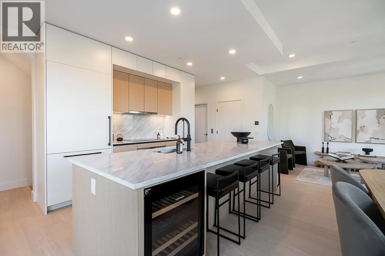 202 539 W 28TH AVENUE