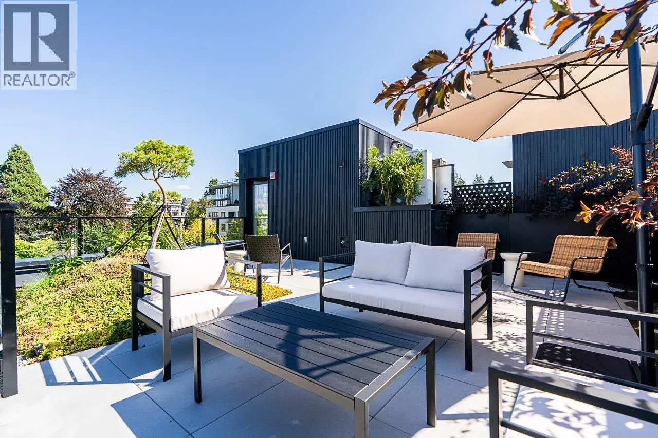 202 539 W 28TH AVENUE