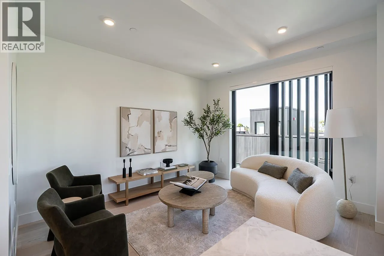 202 539 W 28TH AVENUE