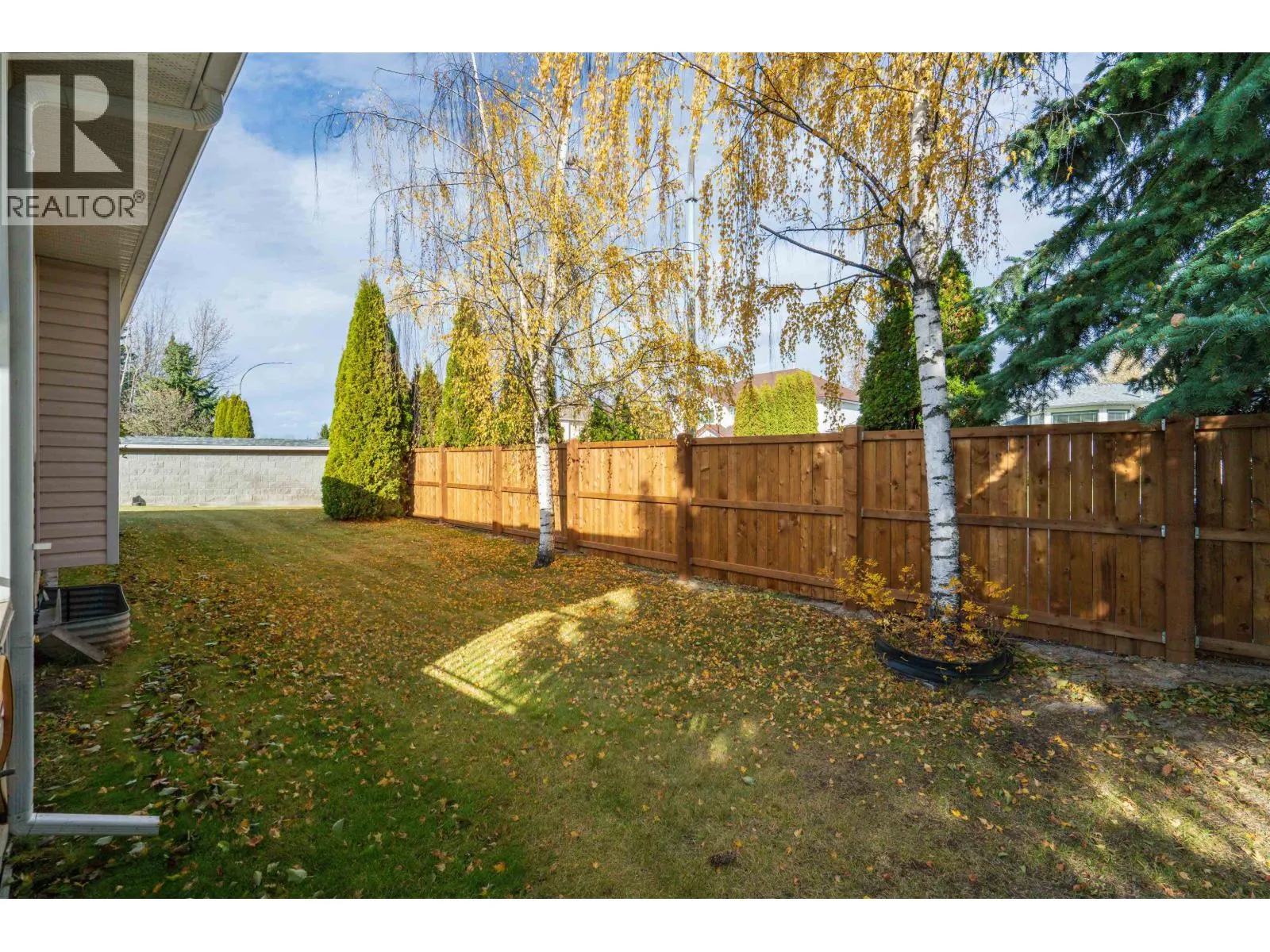 112 7187 SOUTHRIDGE AVENUE