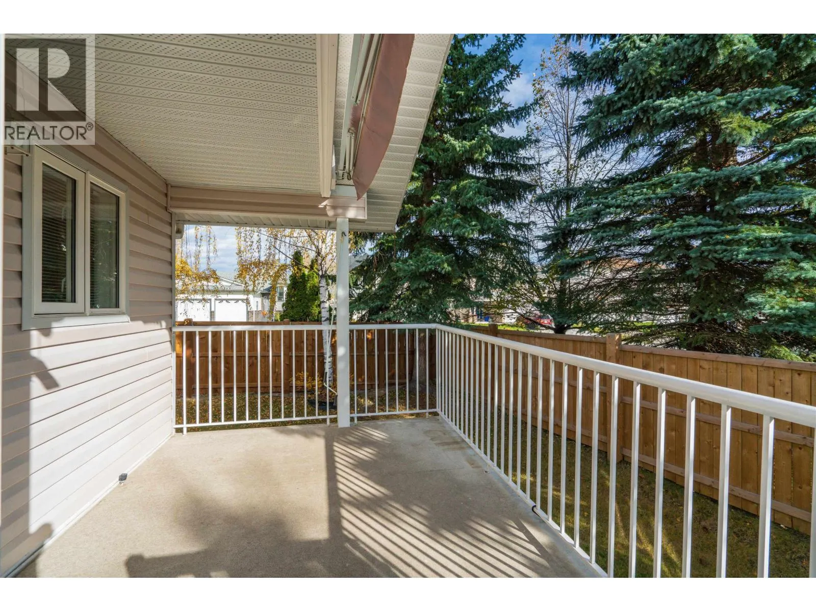 112 7187 SOUTHRIDGE AVENUE