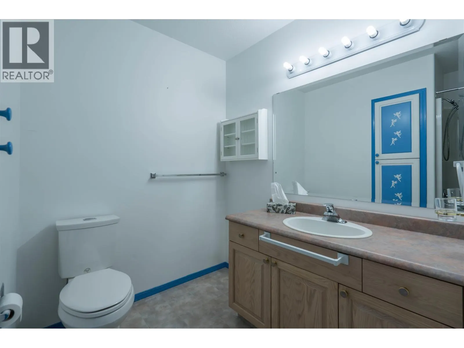 112 7187 SOUTHRIDGE AVENUE