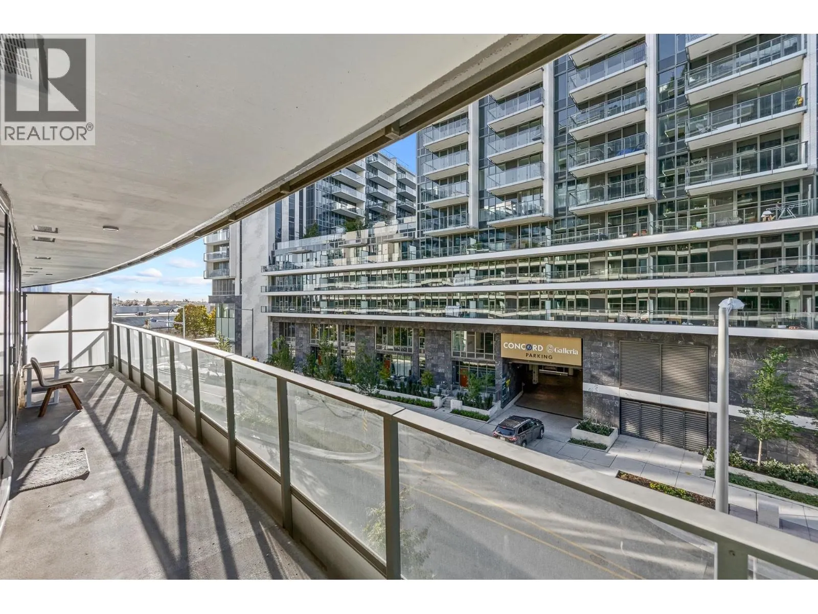 382 8608 HAZELBRIDGE WAY