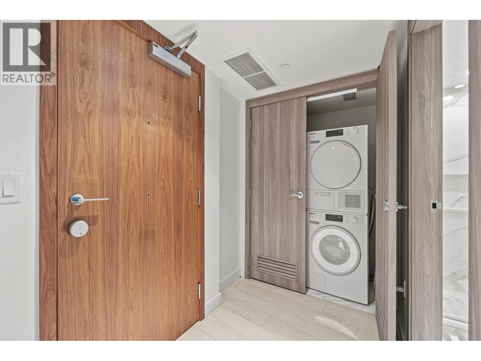 382 8608 HAZELBRIDGE WAY