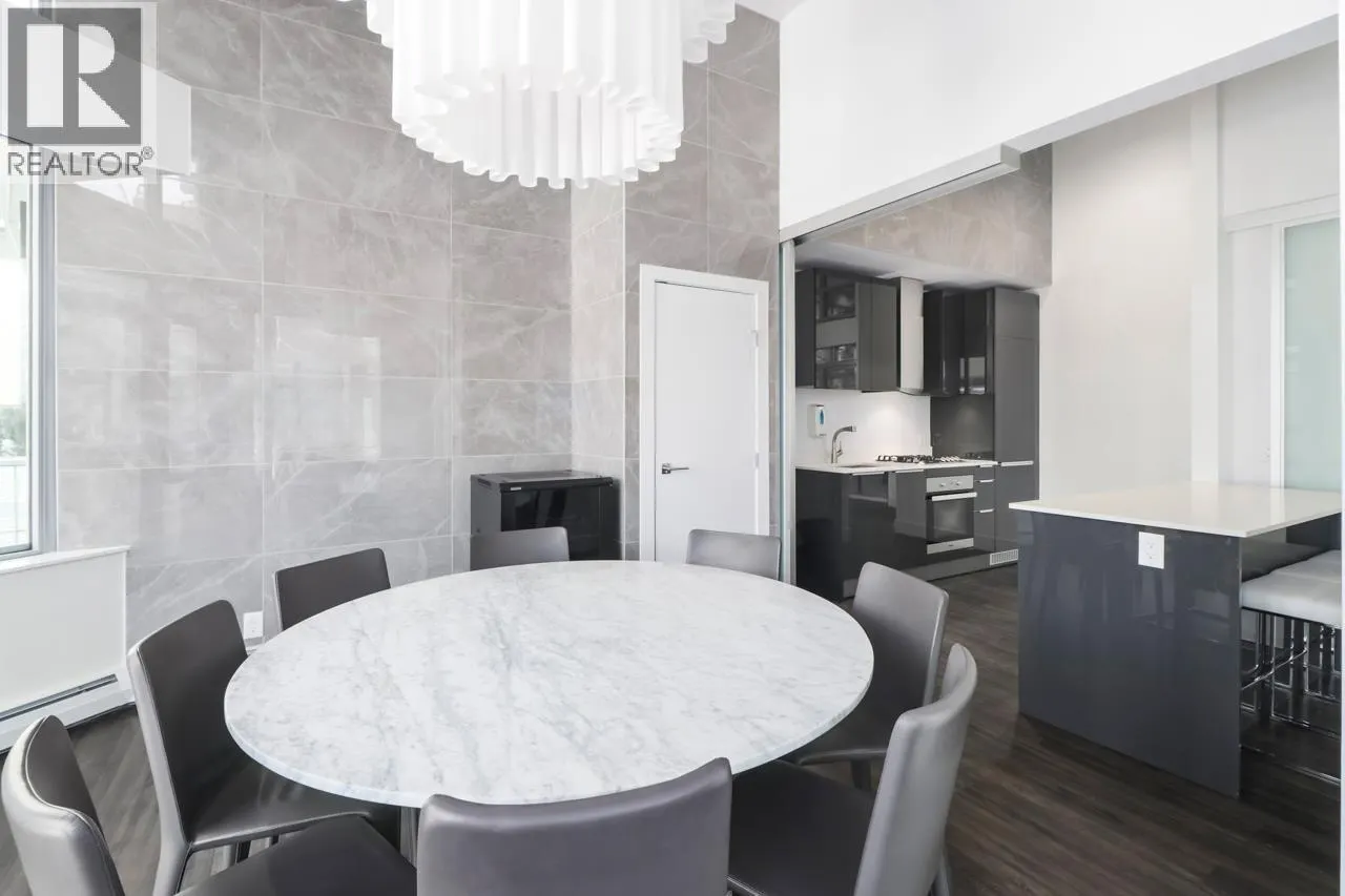 3201 1283 HOWE STREET