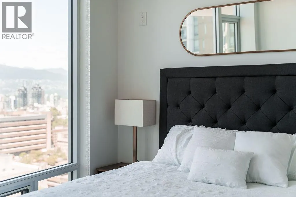 3201 1283 HOWE STREET