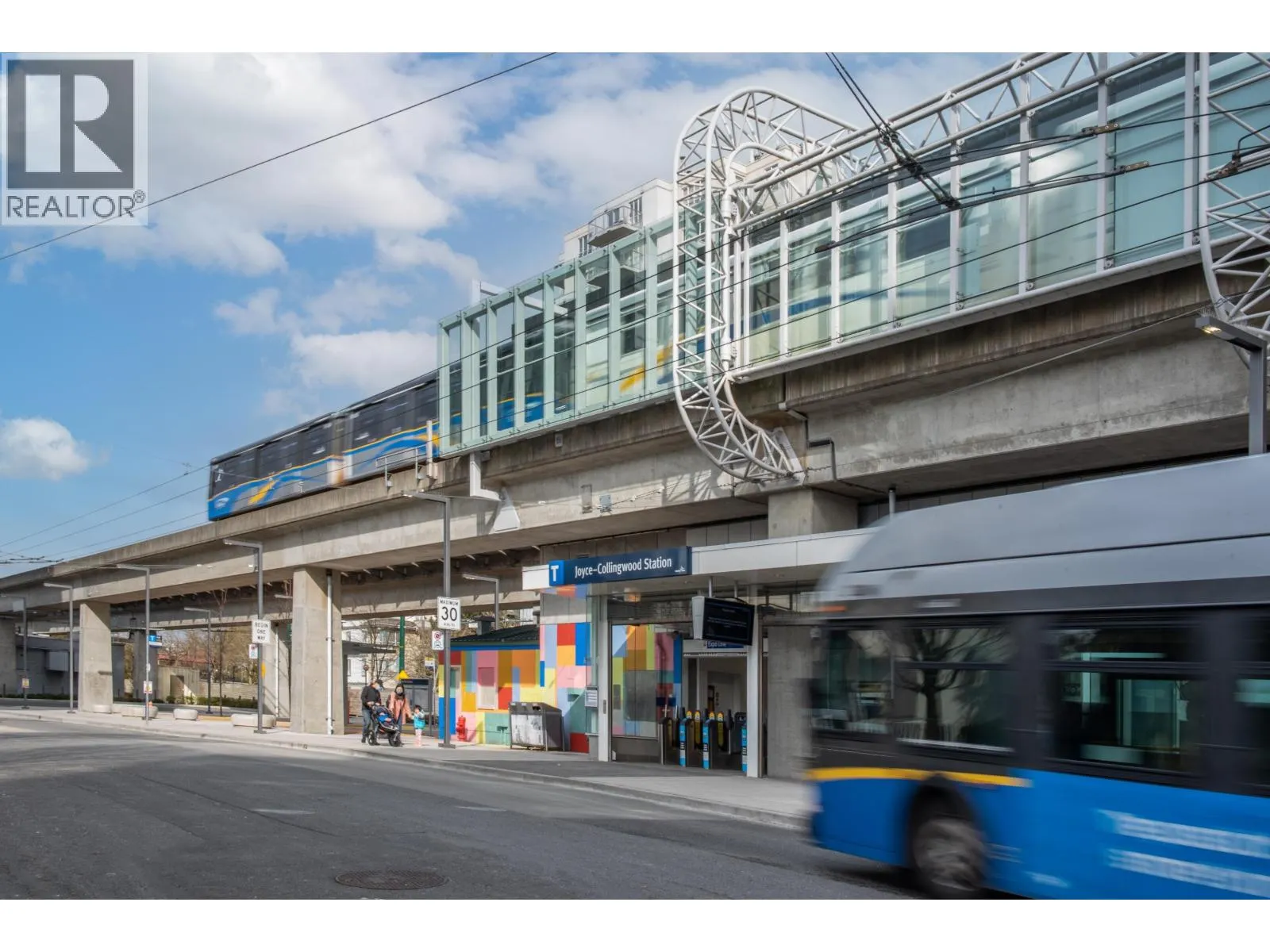 204 3264 VANNESS AVENUE