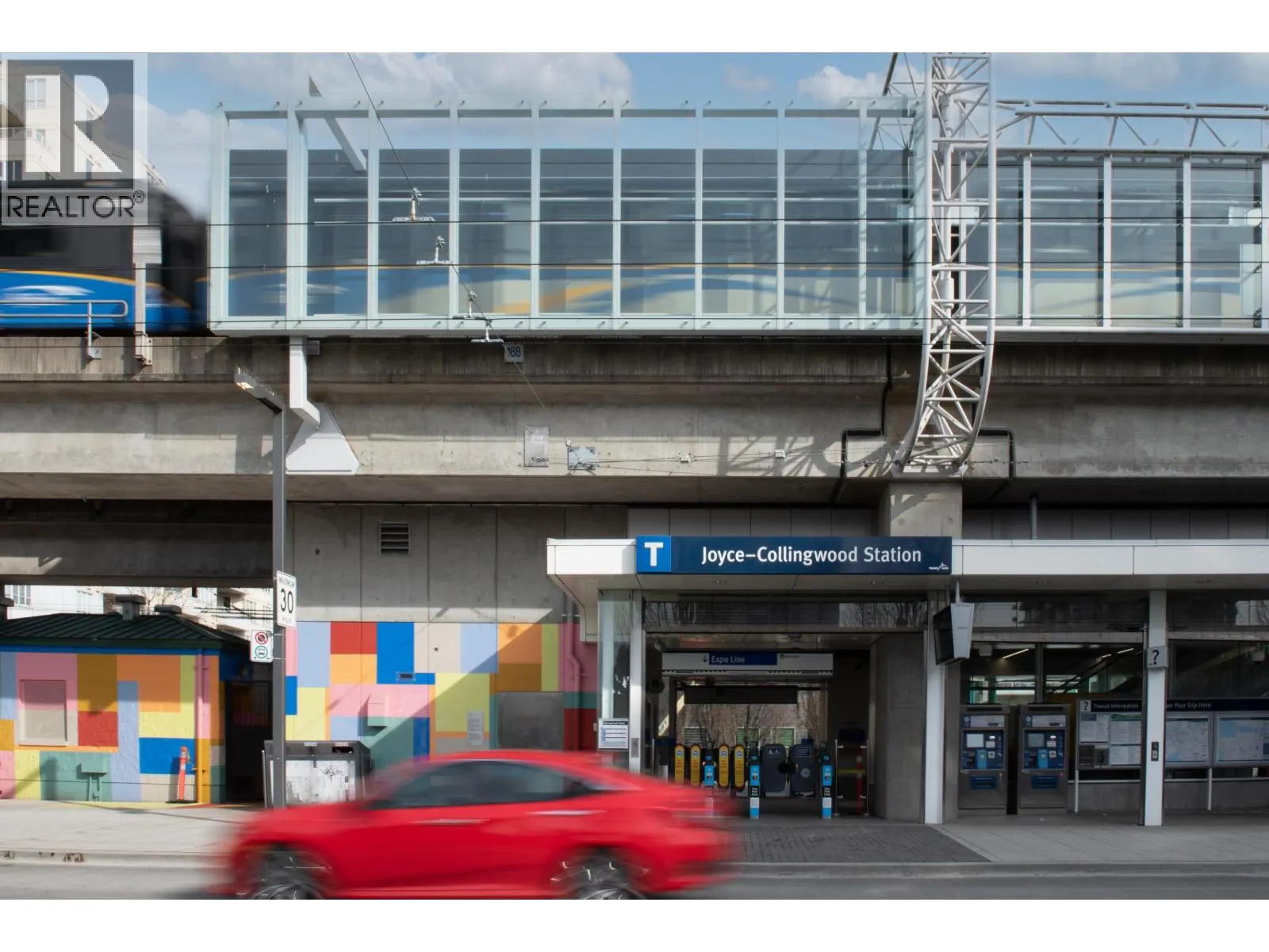 204 3264 VANNESS AVENUE