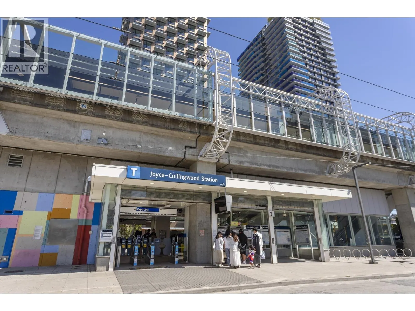 206 3264 VANNESS AVENUE