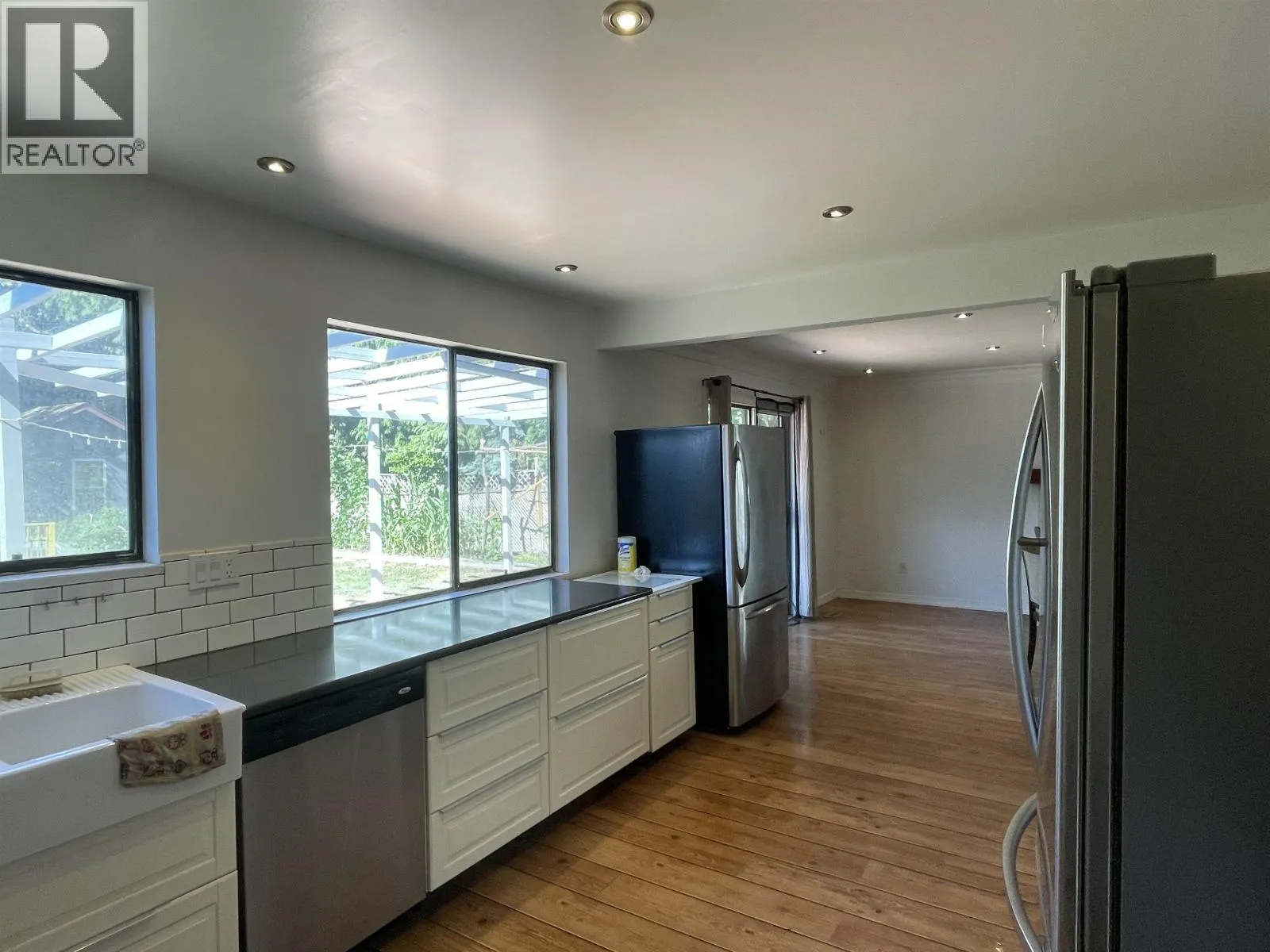 10471 STEVESTON HIGHWAY