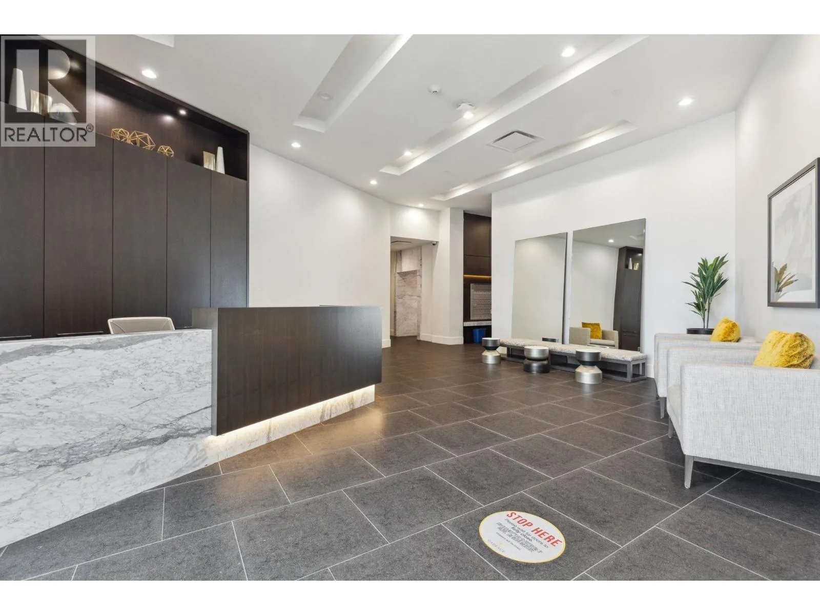 1706 7488 LANSDOWNE ROAD