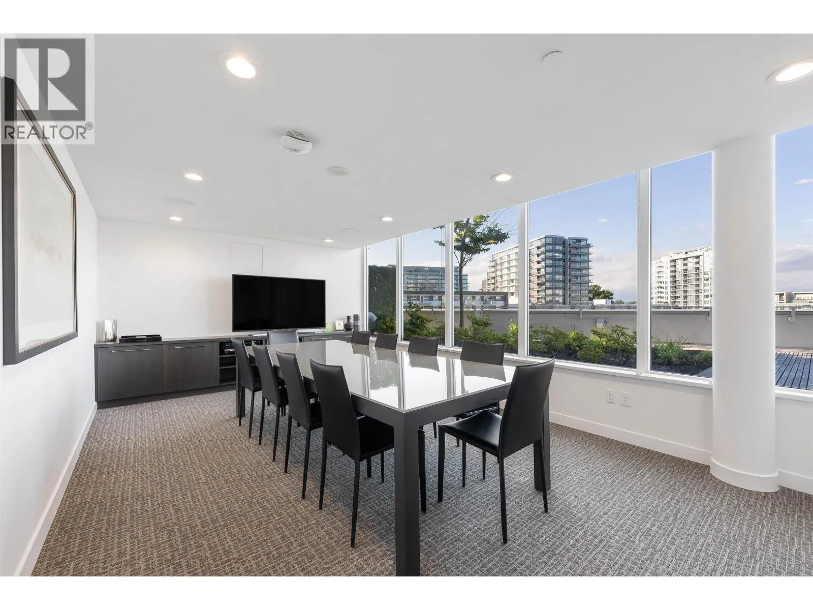 1706 7488 LANSDOWNE ROAD