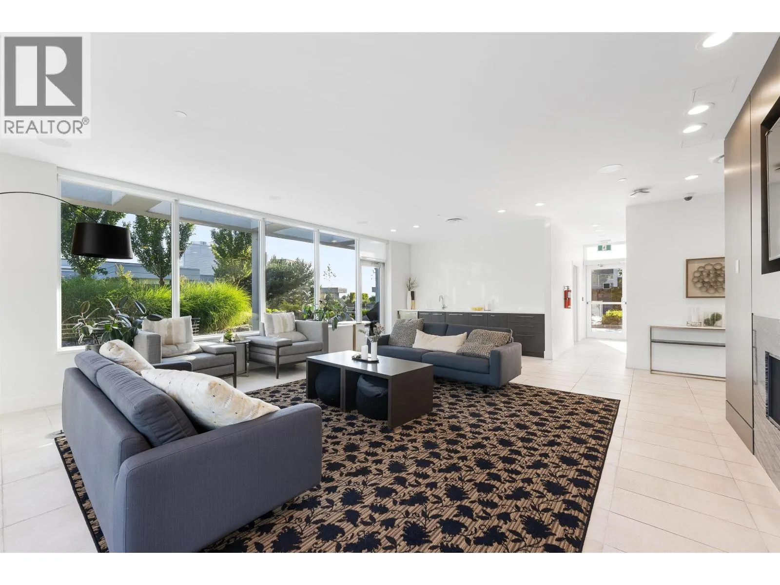 1706 7488 LANSDOWNE ROAD