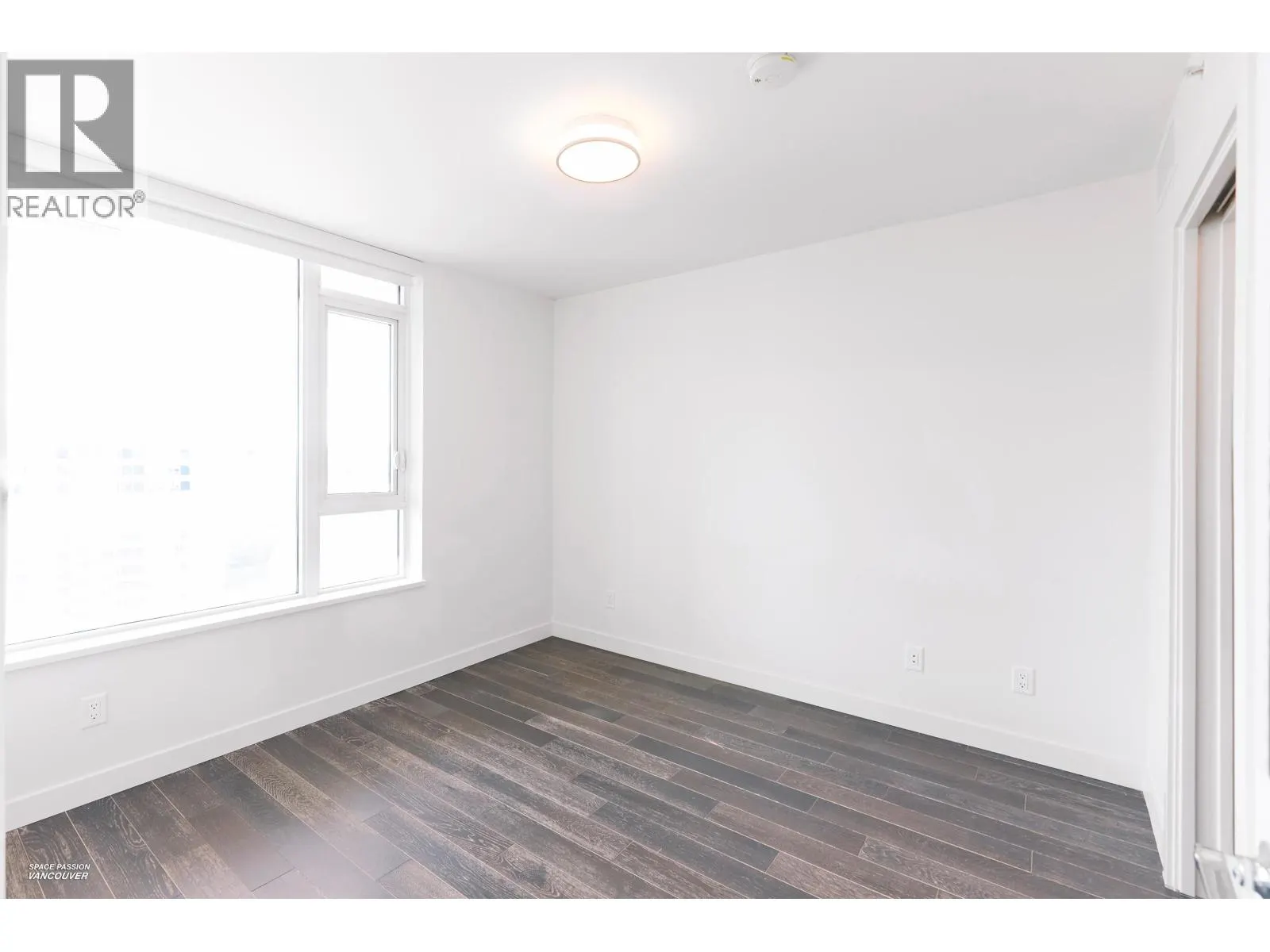 1706 7488 LANSDOWNE ROAD