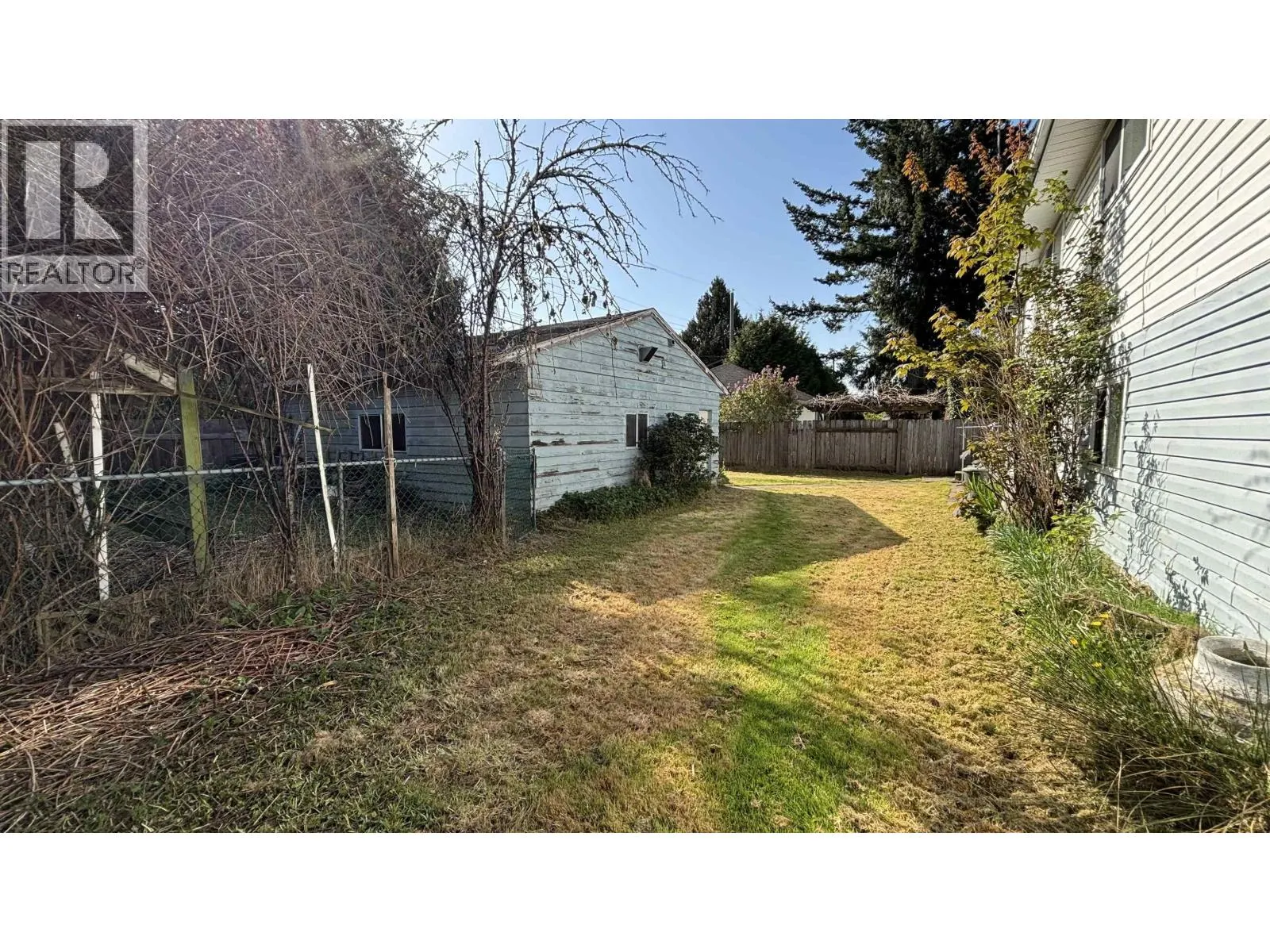 10120 AINTREE CRESCENT