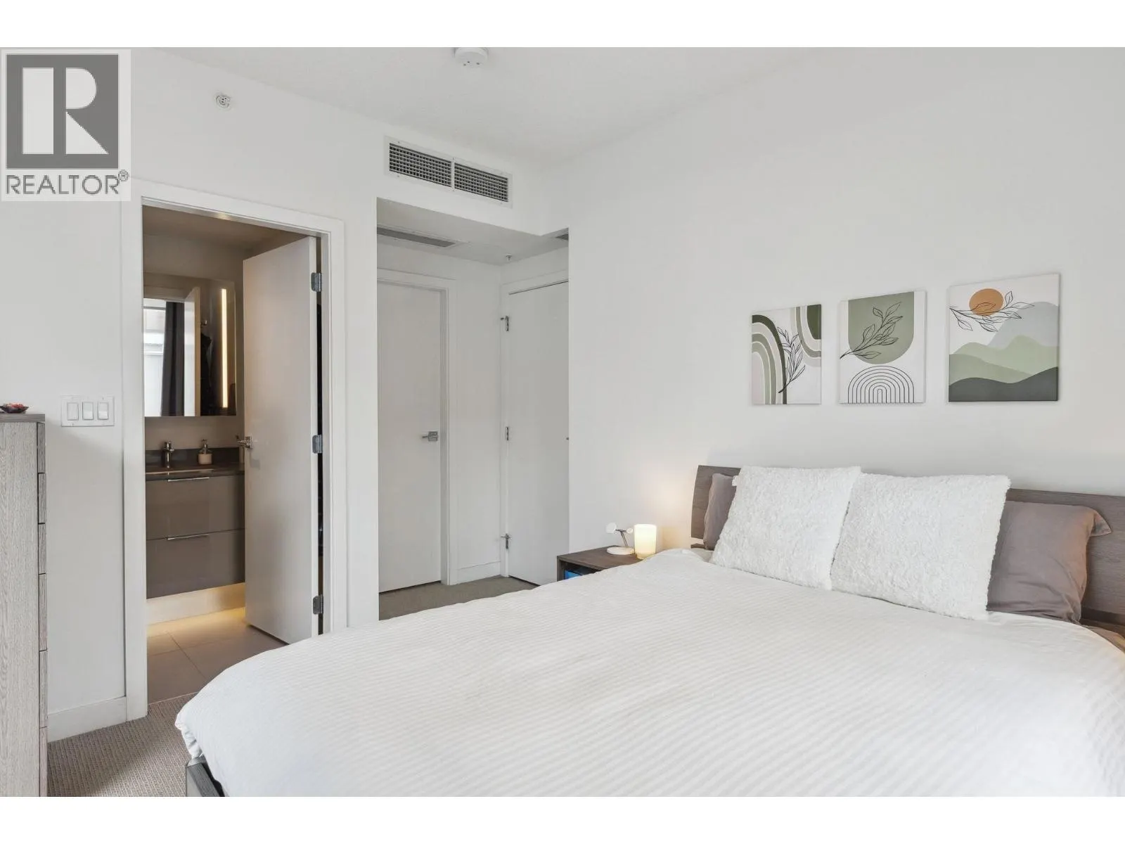 403 1471 HUNTER STREET