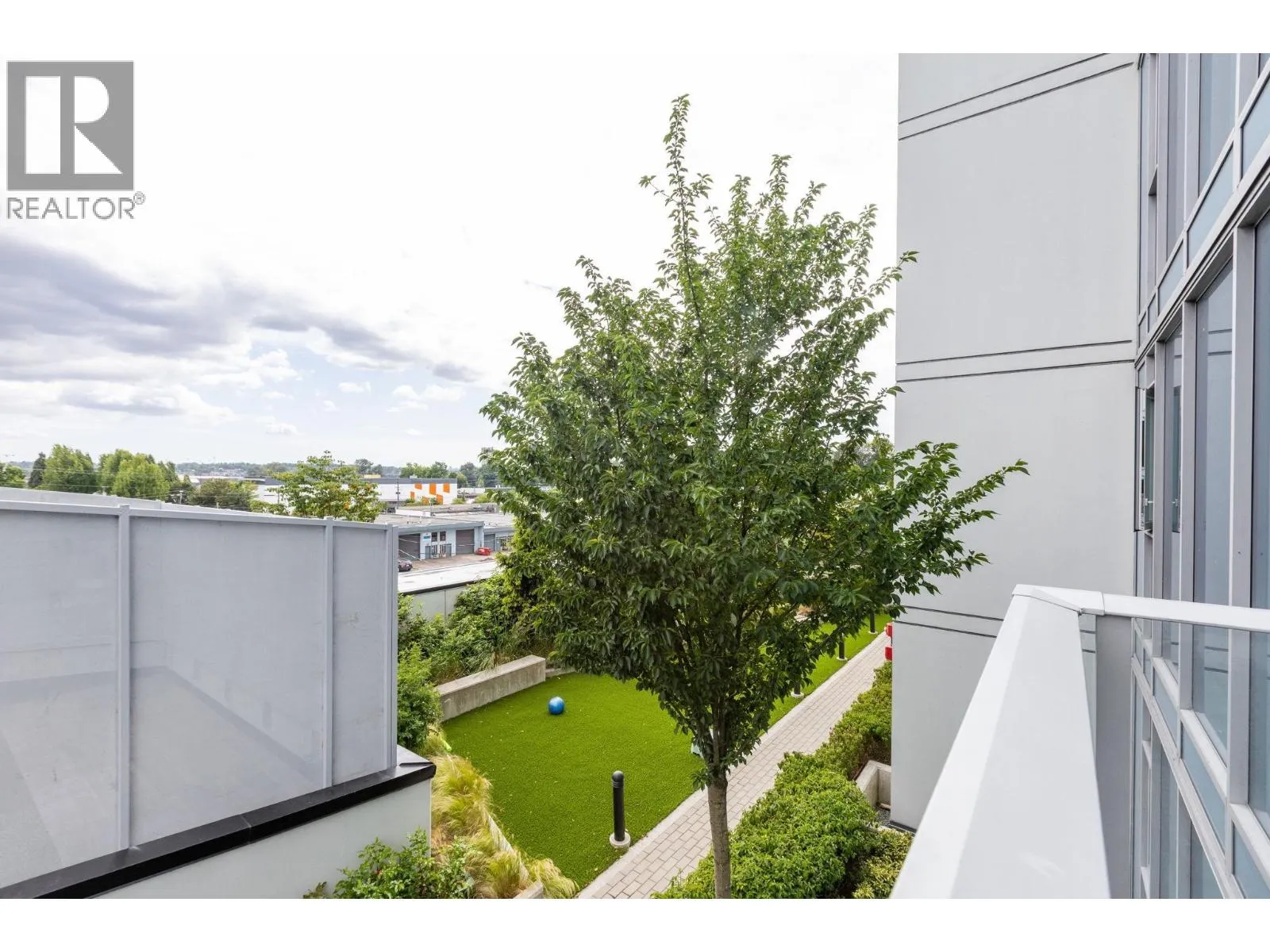 403 1471 HUNTER STREET